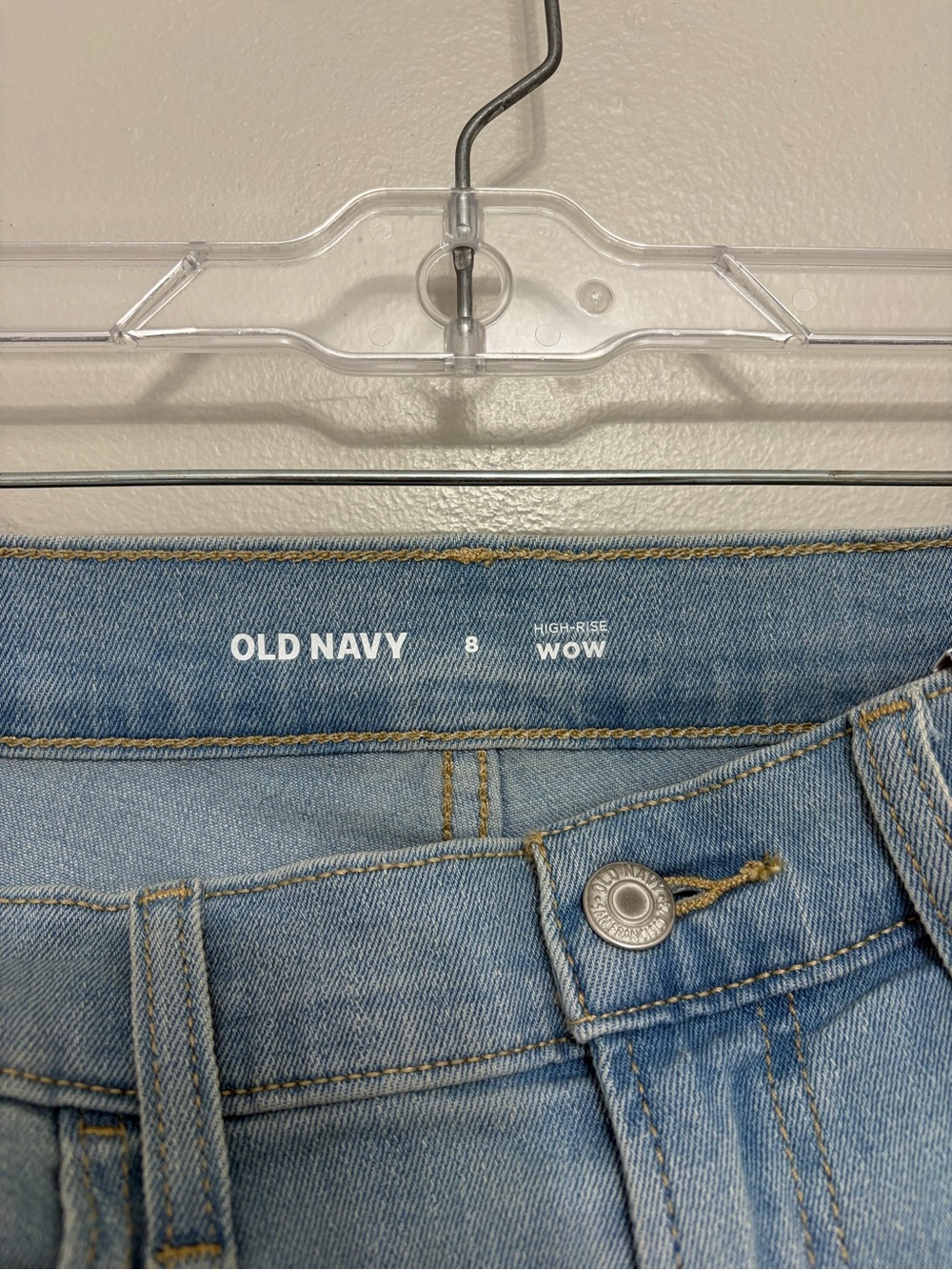NEW Old Navy High-Waisted Wow Jean Short 4” Nova Light Wash - Size 8 - Picture 8 of 10